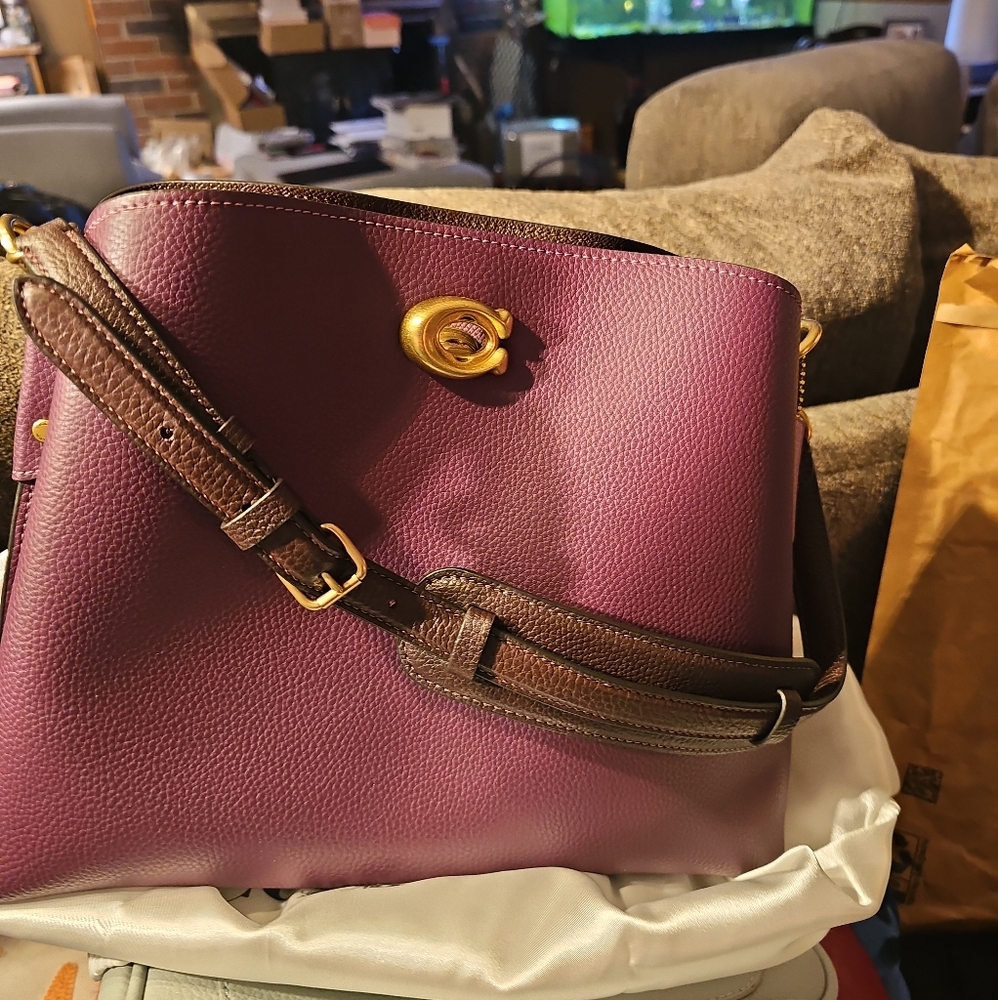 Coach pocketbooks
